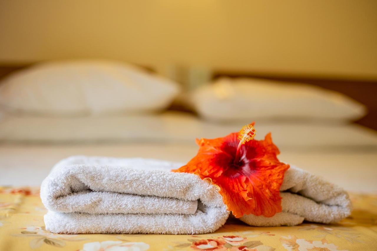 Hostal Uruhao Ханга Роа Екстериор снимка