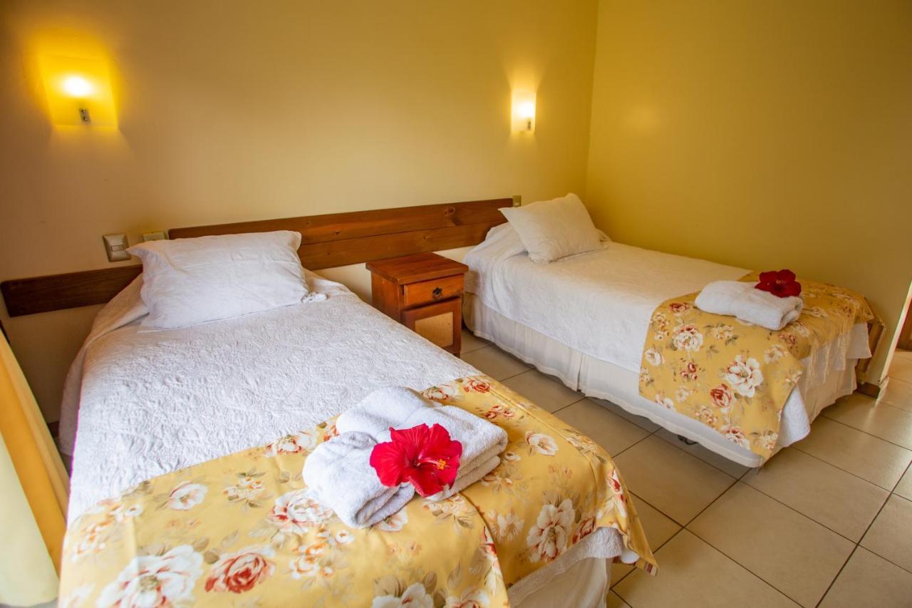Hostal Uruhao Ханга Роа Екстериор снимка