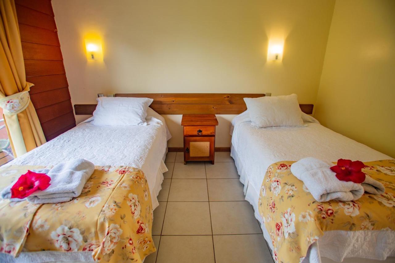 Hostal Uruhao Ханга Роа Екстериор снимка