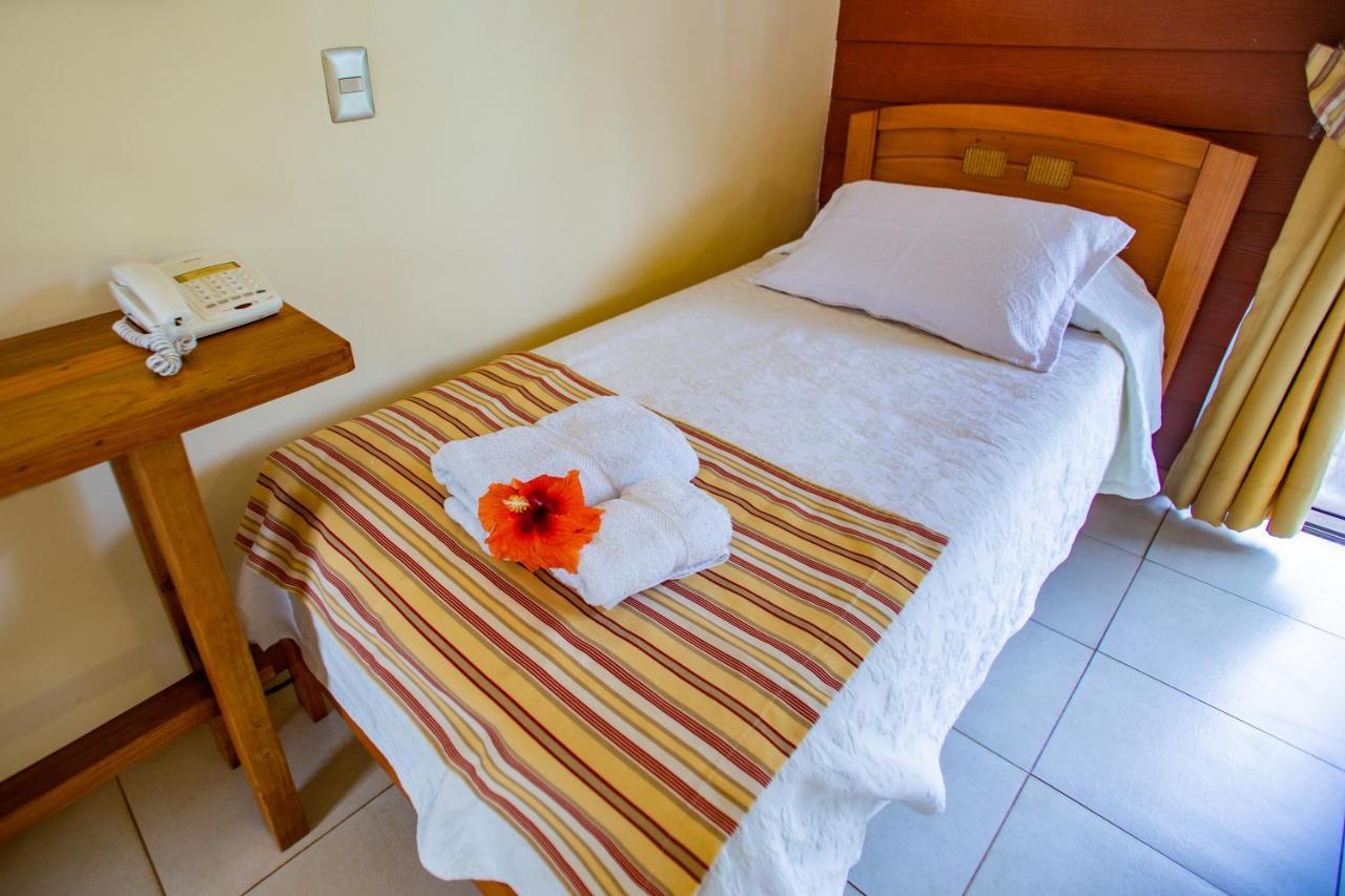 Hostal Uruhao Ханга Роа Екстериор снимка