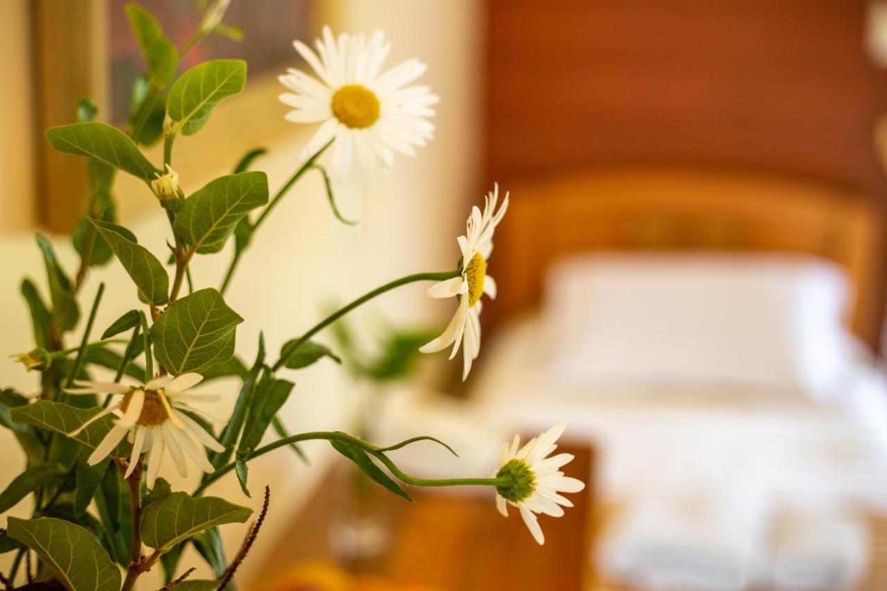 Hostal Uruhao Ханга Роа Екстериор снимка
