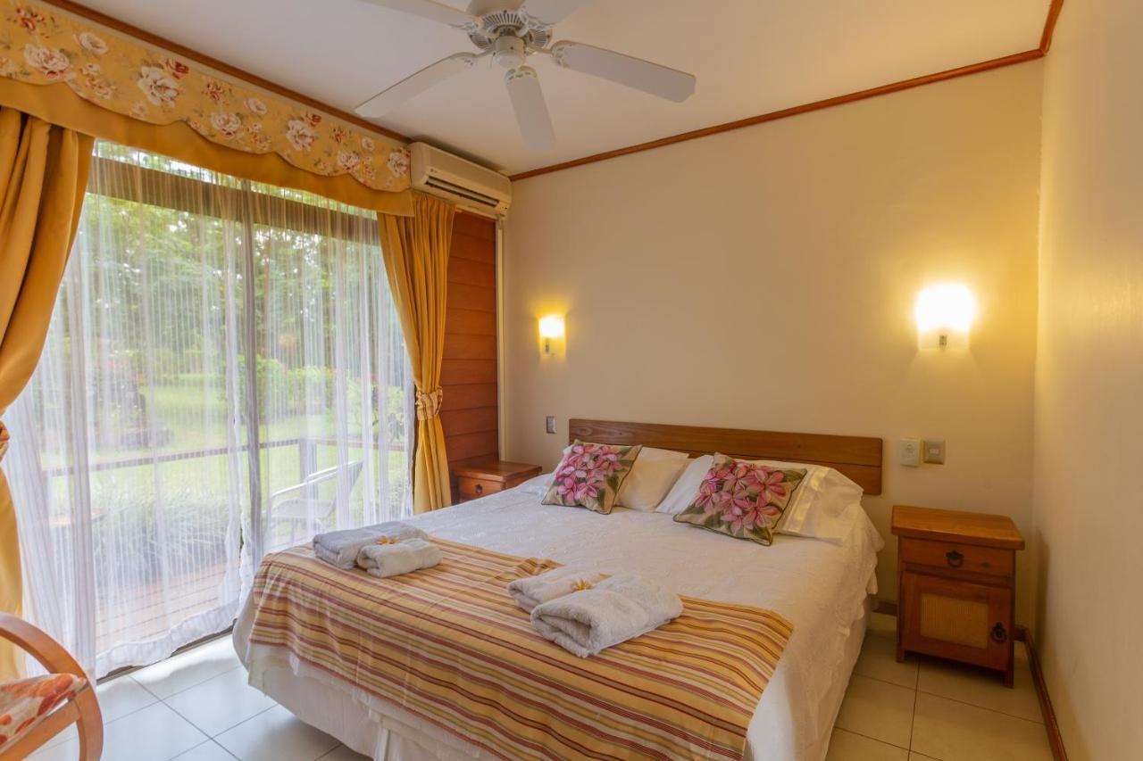 Hostal Uruhao Ханга Роа Екстериор снимка
