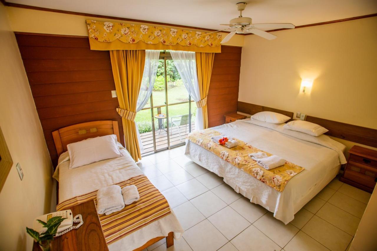 Hostal Uruhao Ханга Роа Екстериор снимка