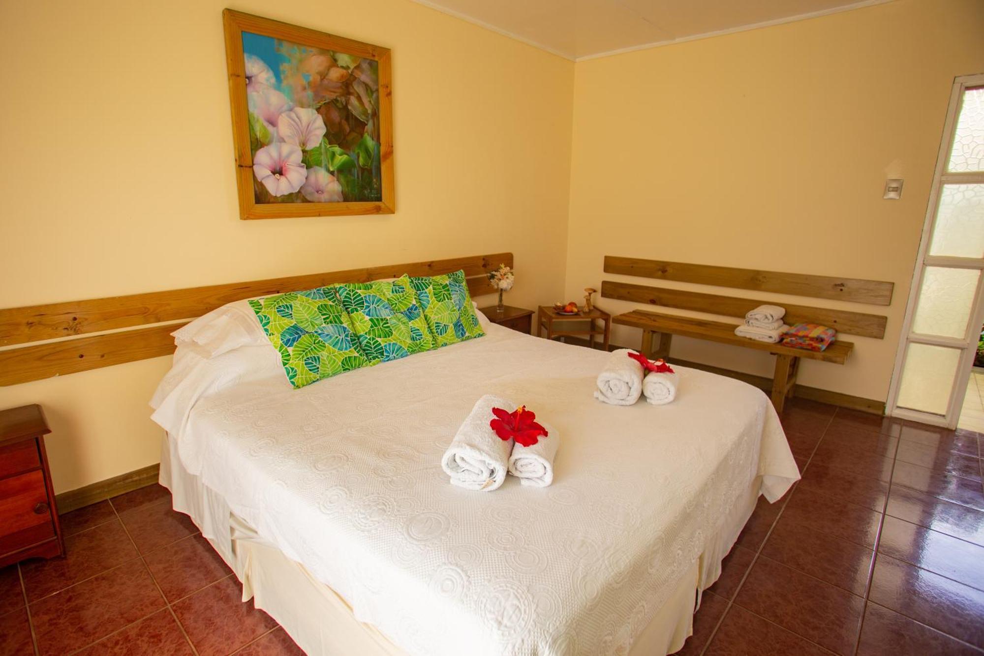 Hostal Uruhao Ханга Роа Екстериор снимка