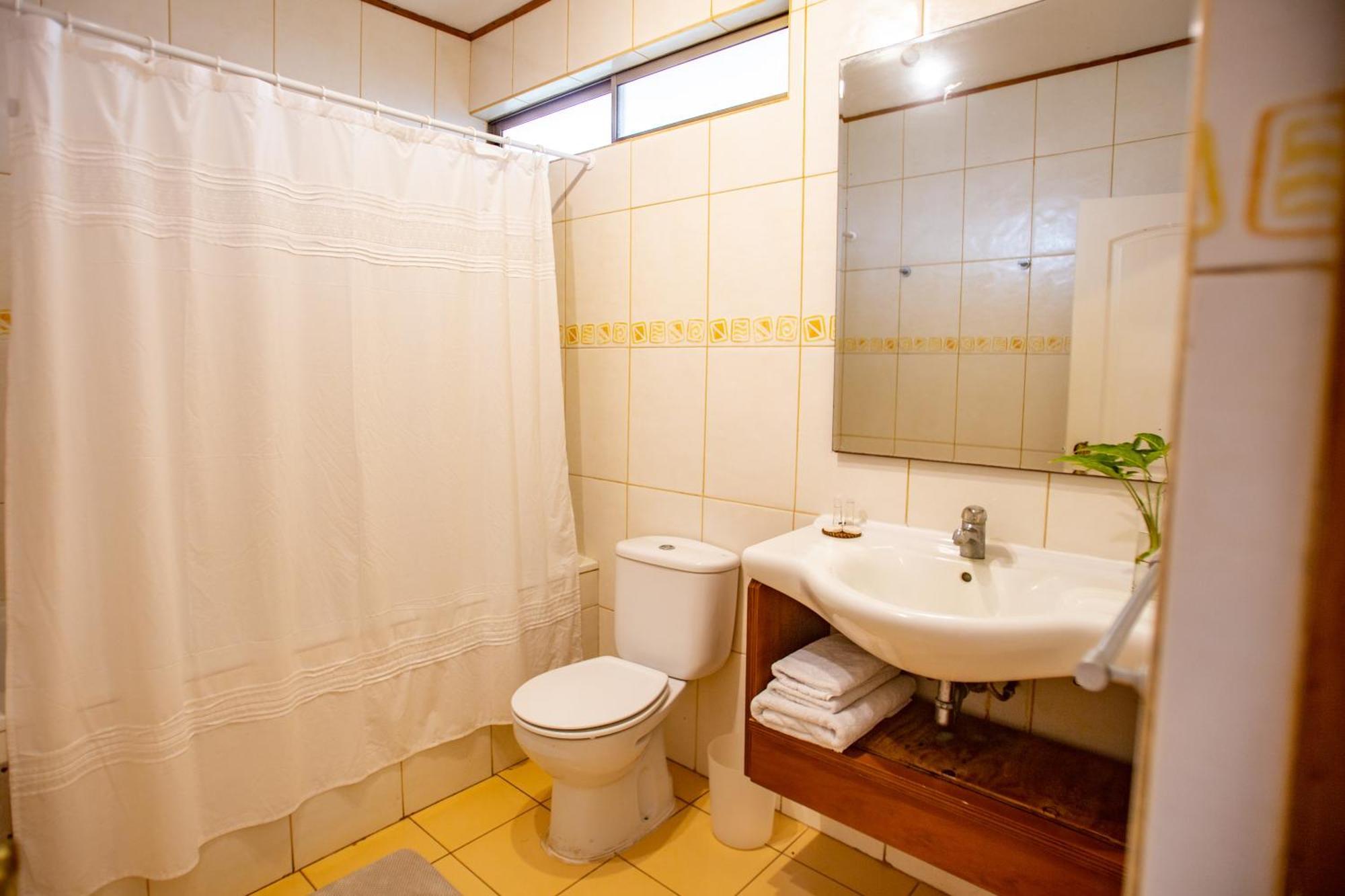 Hostal Uruhao Ханга Роа Екстериор снимка